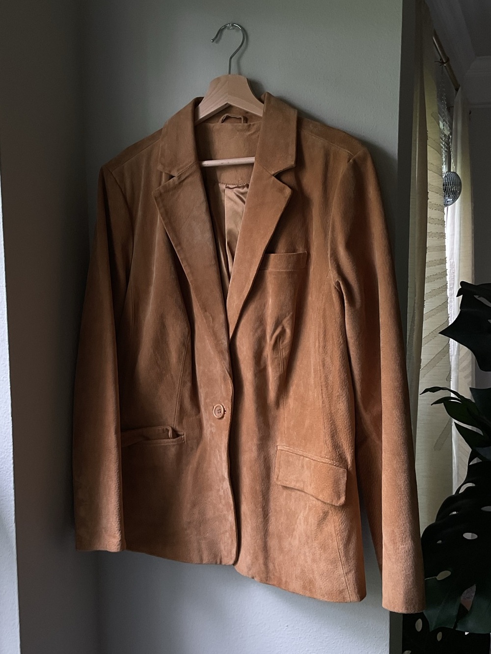 Women's Leather Single-Button Blazer Jacket